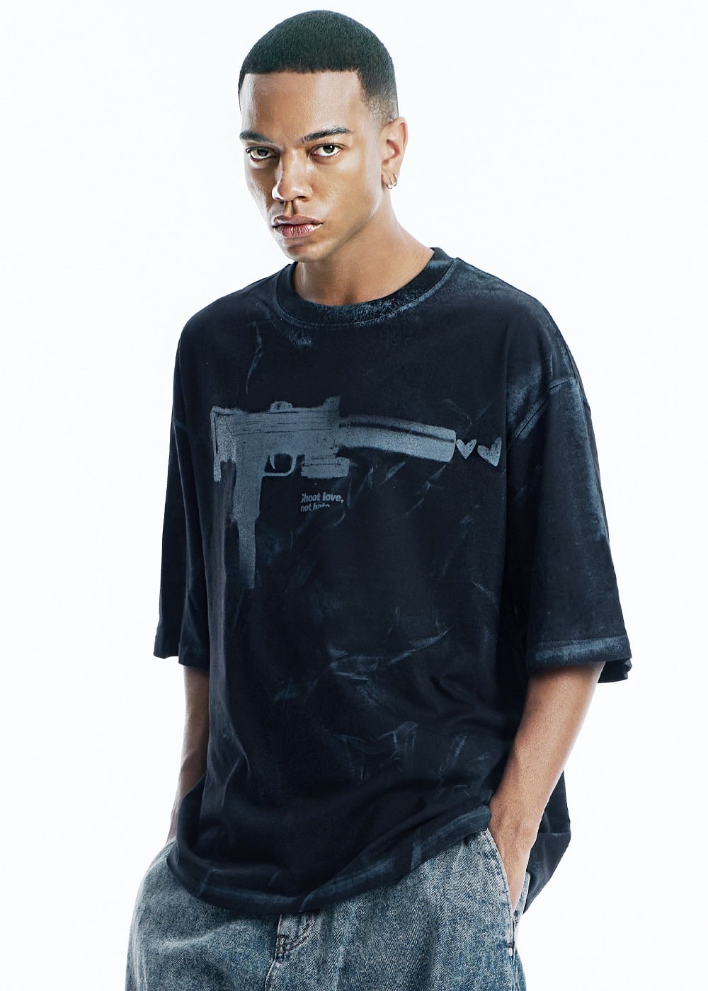 Oversized Fit 329 Love of Guns Short Sleeve T-shirt_BLACK&BLUE 오버사이즈 핏 329 사랑의 총 반팔 티셔츠_블랙&블루