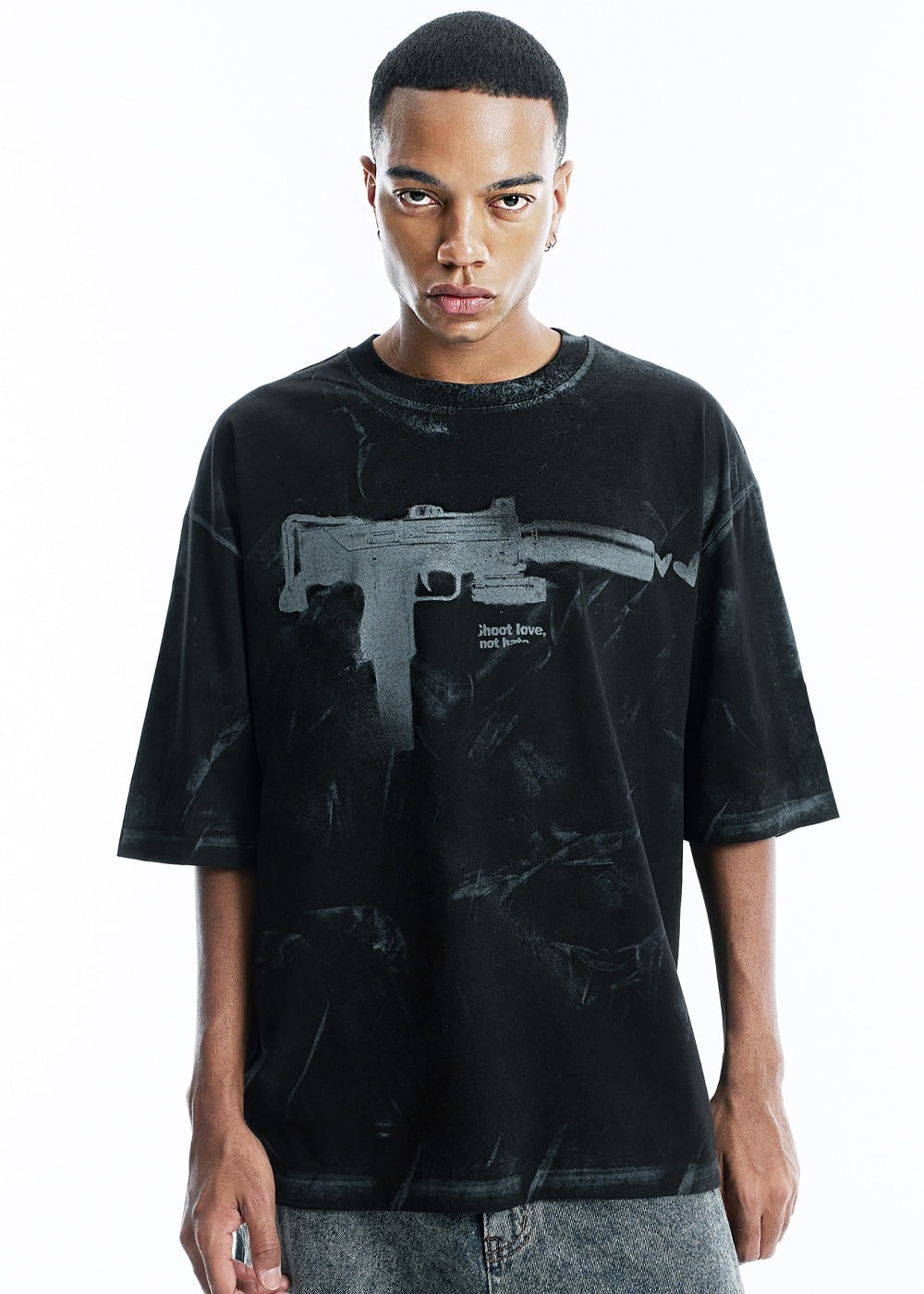 Oversized Fit 329 Love of Guns Short Sleeve T-shirt_BLACK 오버사이즈 핏 329 사랑의 총 반팔 티셔츠_블랙